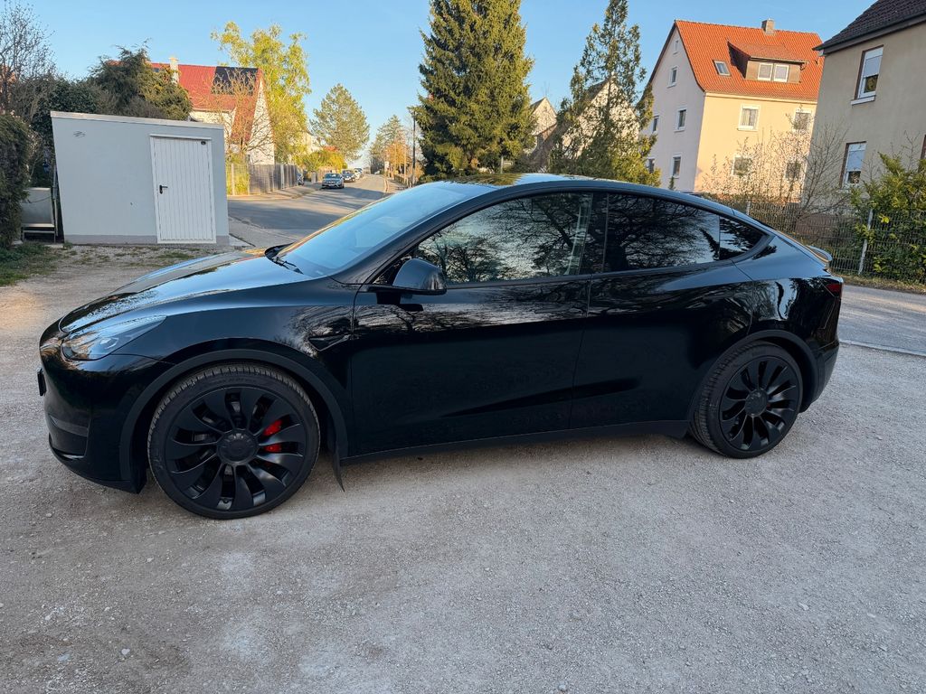Image of Tesla Model Y