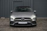 Mercedes-Benz A 220 AMG 4M PANO Burmester 360° Ambient SHZ NAV - Mercedes-Benz A 220 mit Benzin-Antrieb