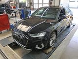Audi A3 35 TDI Lim. ADVANCED 2.0 TDI AHK/ACC/VIRTUAL - Audi aus 2022