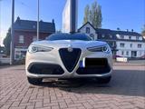 Alfa Romeo Stelvio 2.0 Turbo 16V 206kW Veloce AT8-Q4 Veloce - Alfa Romeo in Wuppertal
