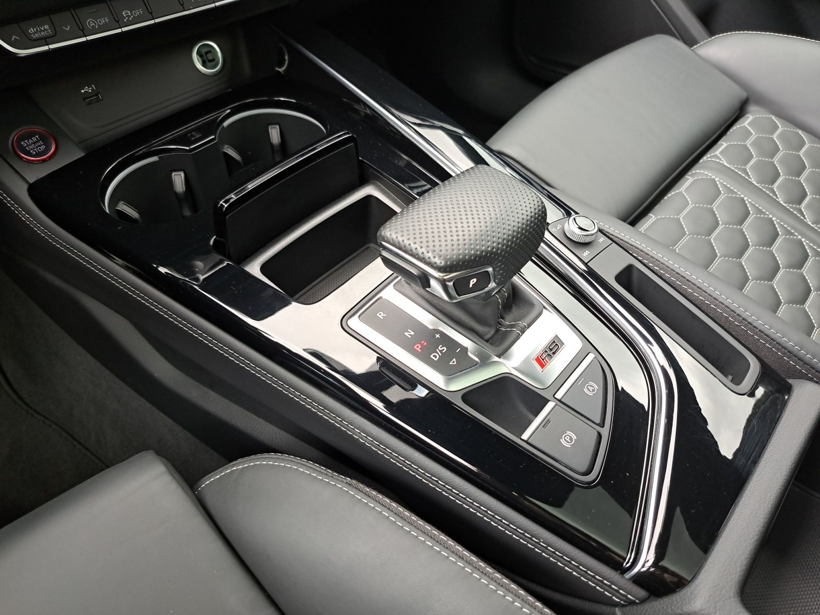 Audi RS4 - Bild 31