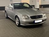 Mercedes-Benz SLK 230 KOMPRESSOR~2HAND~Klima~LEDER~SITZHZ~TOP - gebrauchte Mercedes-Benz SLK 230 aus dem Jahr 2002