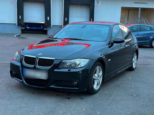 BMW 318i e90 n43 M-Packet Auto muss Schnel...