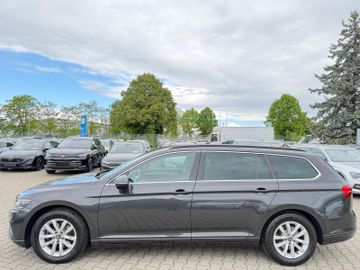 Volkswagen Passat Variant - 2