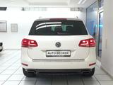 Volkswagen Touareg 3.0 V6 TDI BMT R Line 2.Hand Scheckheft - Volkswagen Touareg: 3.2