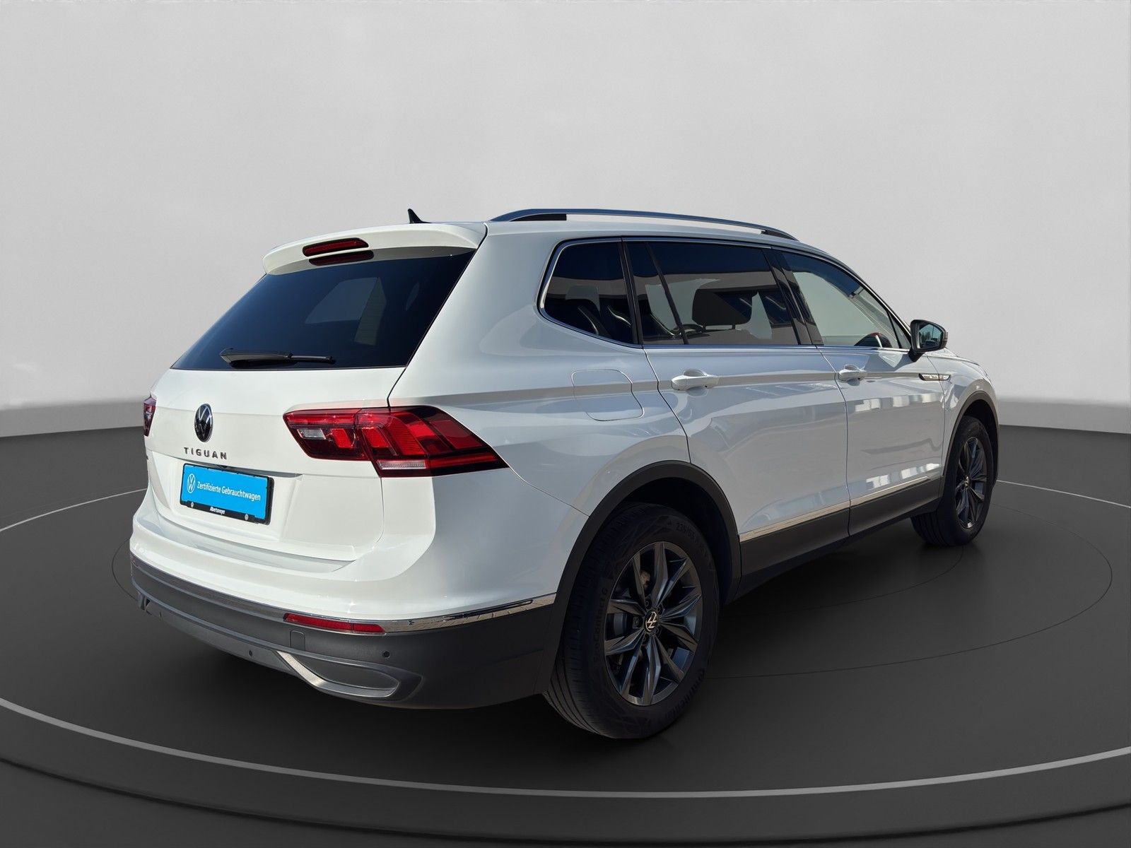 Volkswagen Tiguan Allspace 1.5 TSI Life DSG HARMAN LED LM foto 4