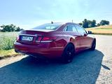 Mercedes-Benz E 350 Coupé E 350 BlueTEC - - Mercedes-Benz E 350 mit Diesel-Antrieb: Bluetec