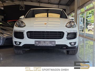 Porsche Cayenne - 2