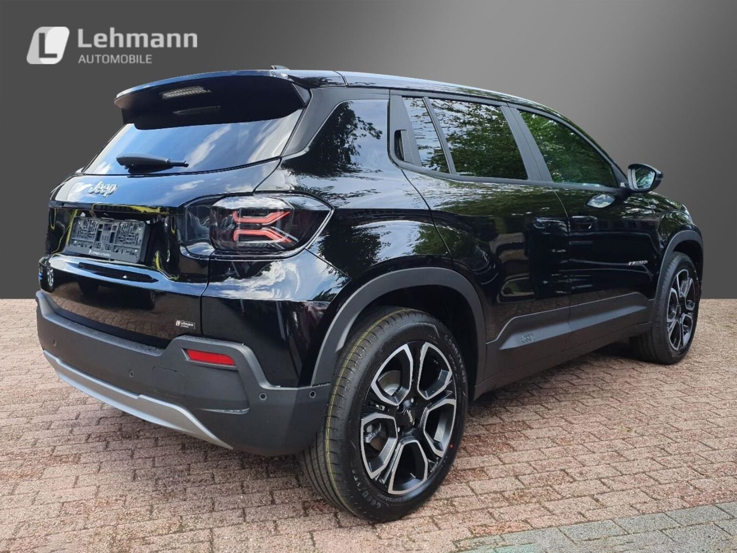 Fahrzeugabbildung Jeep Avenger Summit Pano Leder Infotainment Paket