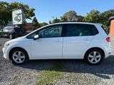 Volkswagen Golf Sportsvan VII *Navi*DSG*SHZ*PDC* - Volkswagen Golf mit Diesel-Antrieb: Van, Automatik