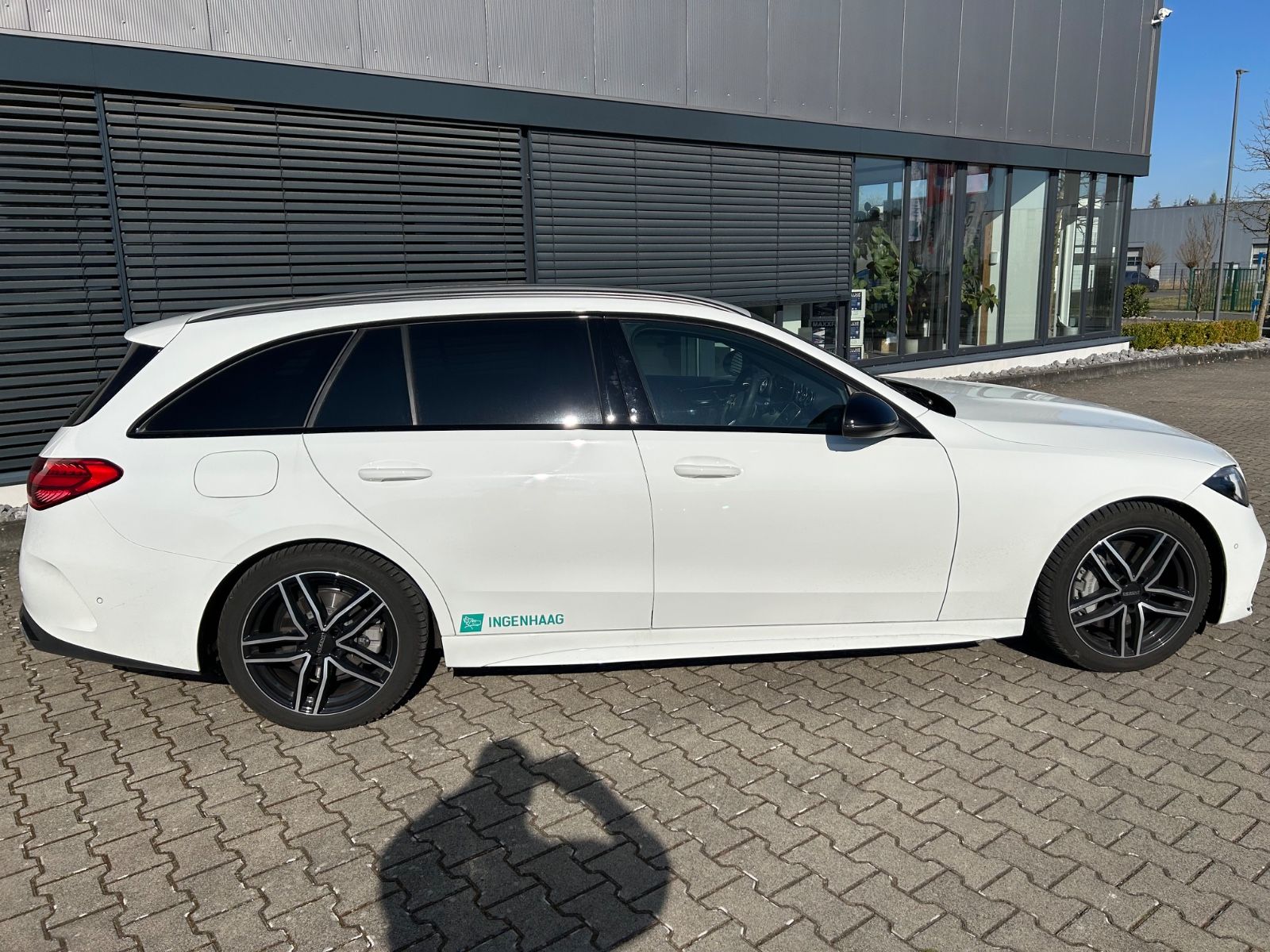 Fahrzeugabbildung Mercedes-Benz C 220 T d 4 Matic - AMG - Line