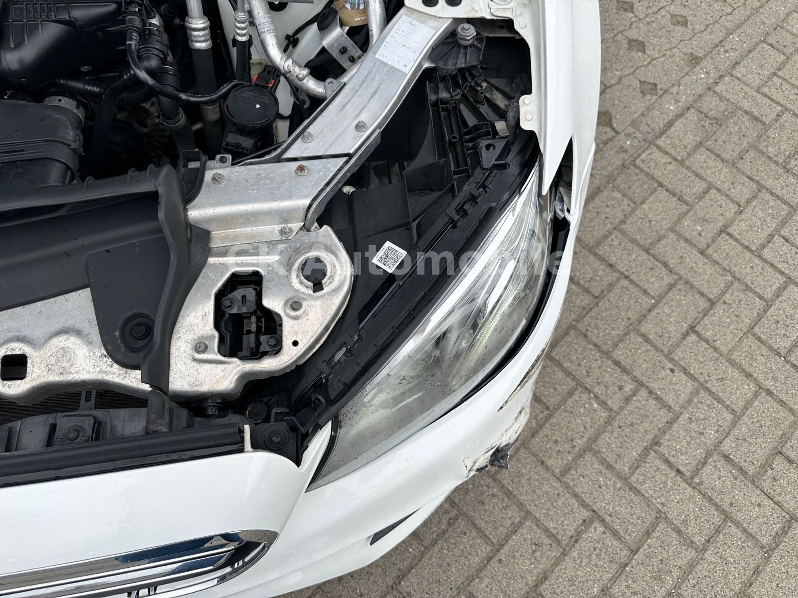 Fahrzeugabbildung Mercedes-Benz E 300 Lim. AMG-Line/Navi/Leder/Kamera/Burmester