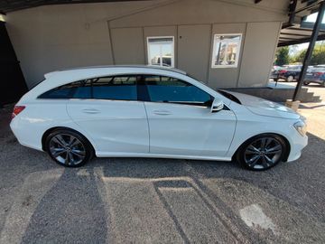 Mercedes CLA 180 - 4