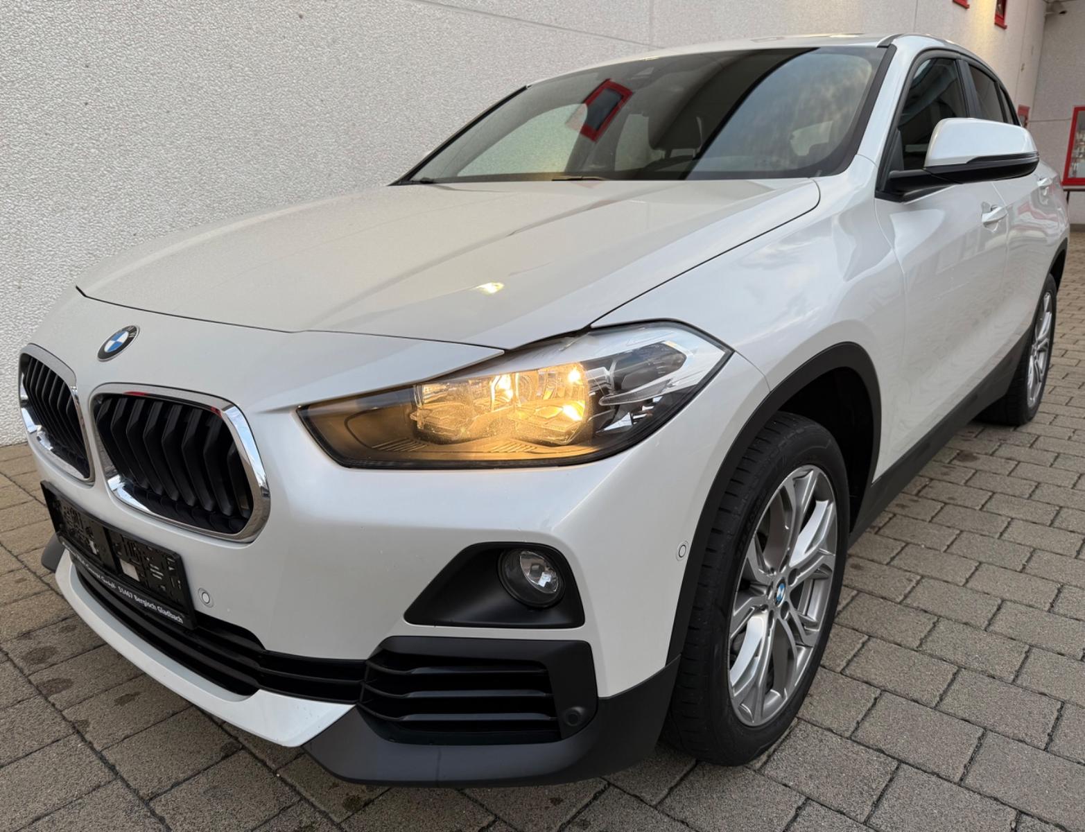 BMW X2 sDrive 20 i Advantage Aut.Leder,HeadUP,Temp
