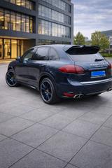 Porsche TURBO VOLL bis PDACH viele extras dabei - Porsche Cayenne aus 2012: Turbo