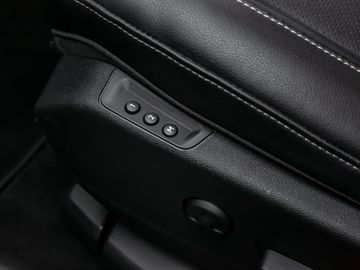 Opel Grandland 1.6 Ultimate Plug-in-Hybrid 4 Kamera