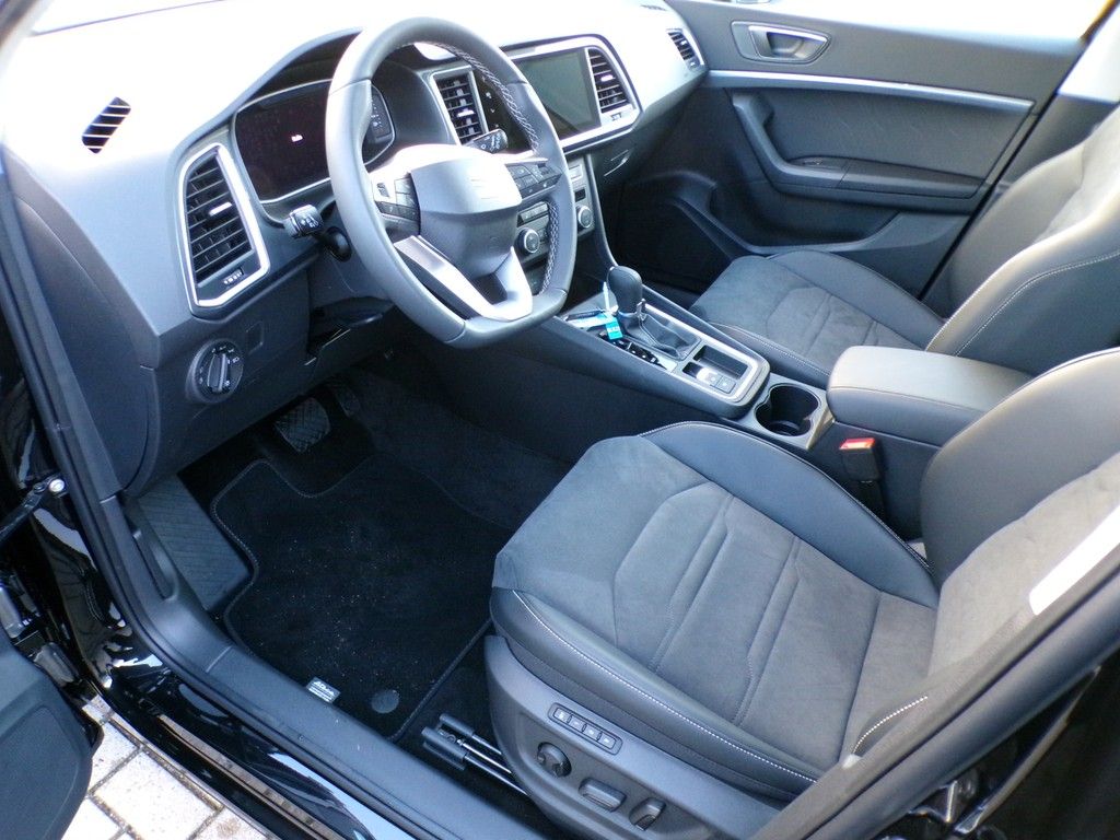 Fahrzeugabbildung SEAT Ateca 1.5 TSI DSG Style