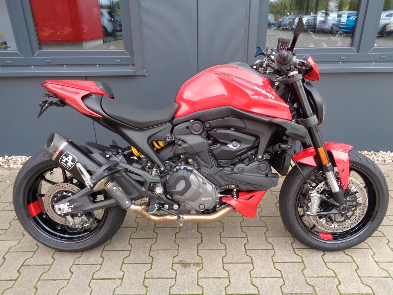 Ducati Monster 937 +