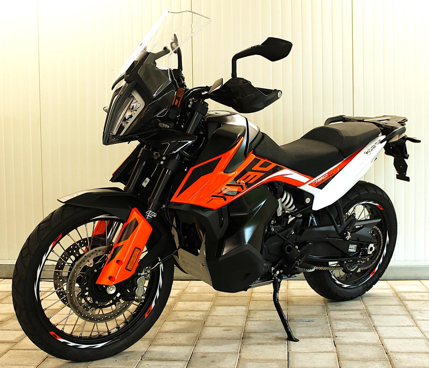 KTM 790 Adventure  vom Römer Team mit Zubehör