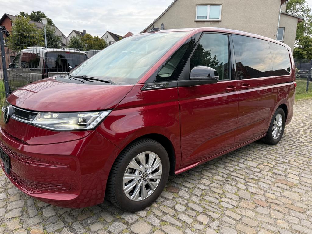 Volkswagen T7 Multivan Life langStandhPanoAHK 5 J Garn 2024
