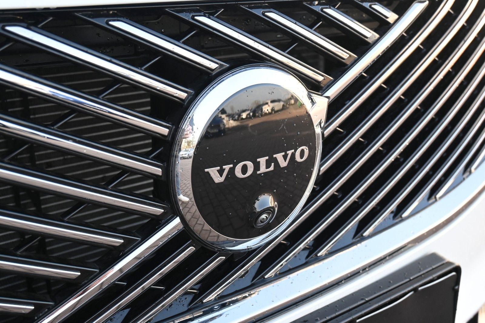 Fahrzeugabbildung Volvo XC90 T8 AWD Plus Bright*FSHZG*PANO*360°*ACC