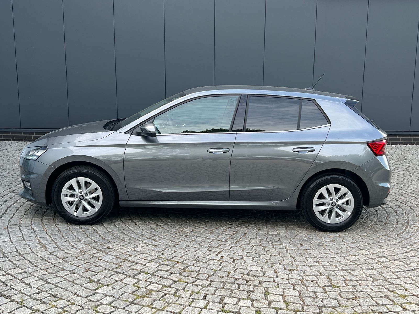 Fahrzeugabbildung SKODA Fabia Selection 1.0 TSI DSG *LED, ACC, 15'-LM*