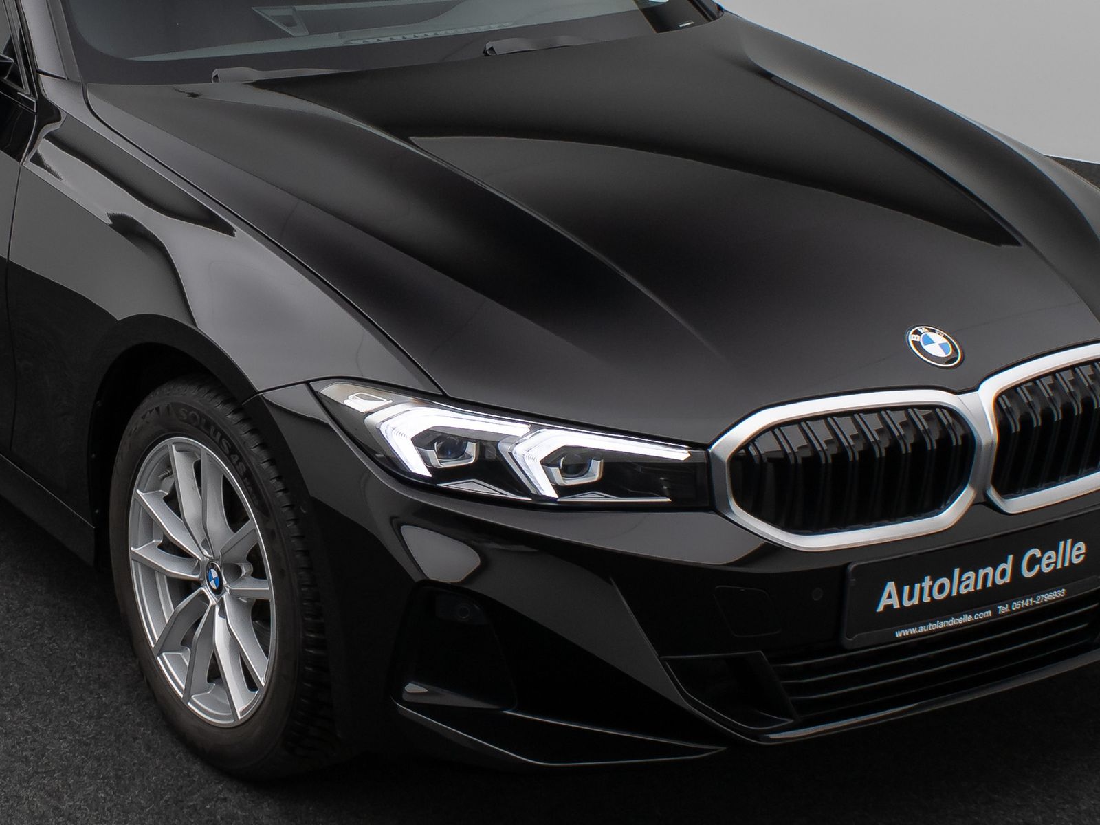 Fahrzeugabbildung BMW 318i Kamera DAB Widscreen Sportlenkrad Alarm