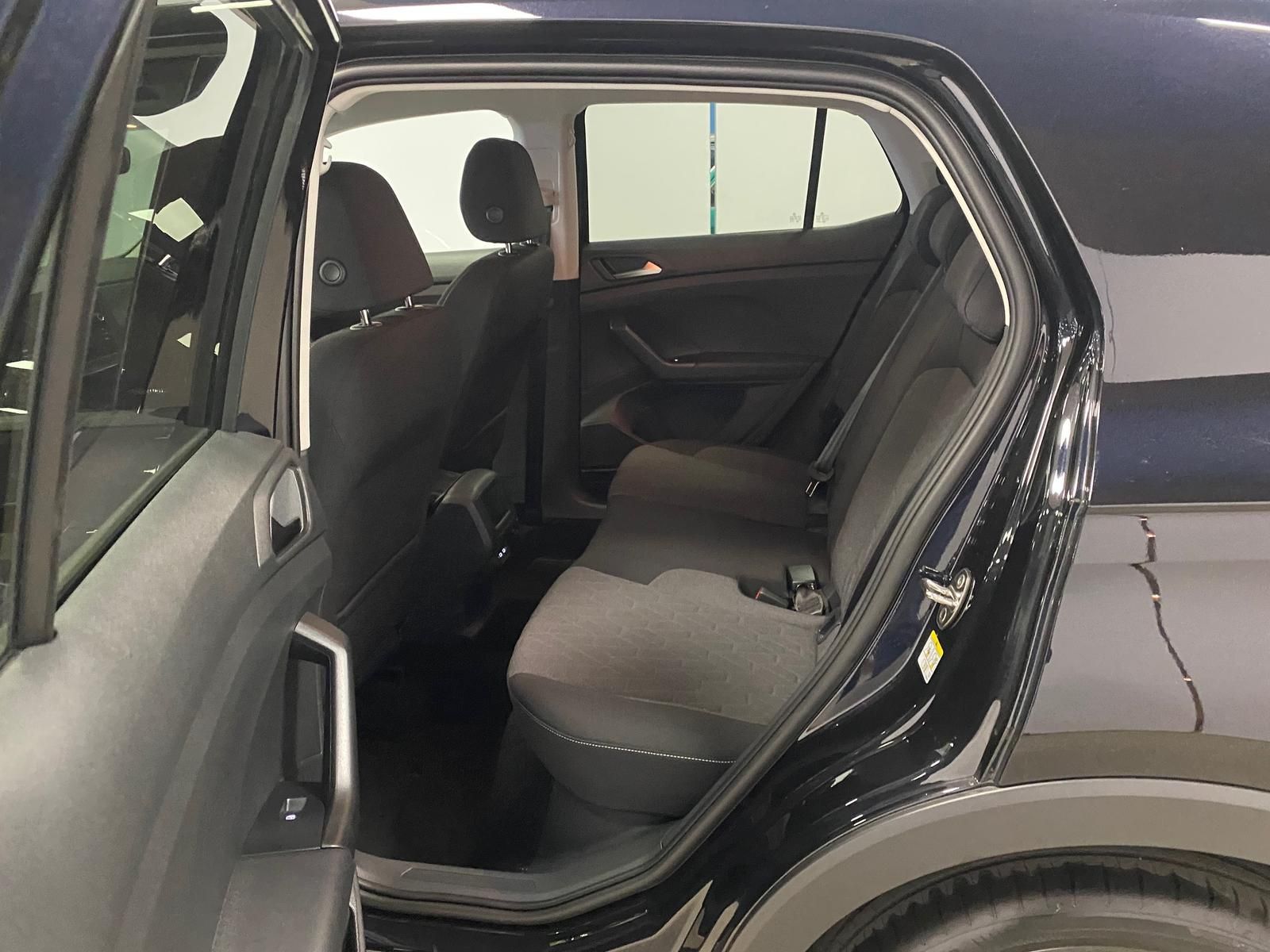 Fahrzeugabbildung Volkswagen T-Cross 1.0 TSI DSG Life+AHK+KAMERA+PDC vo+hi+BC