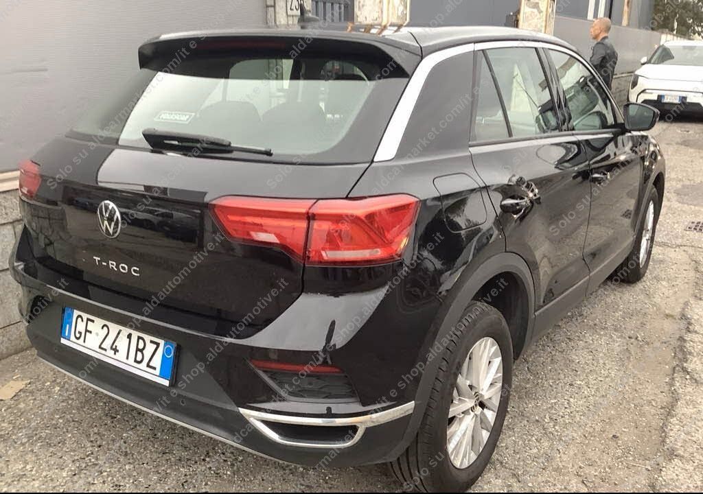 Volkswagen T-Roc 2.0 TDI SCR 150 CV DSG Style Bl imagem 2
