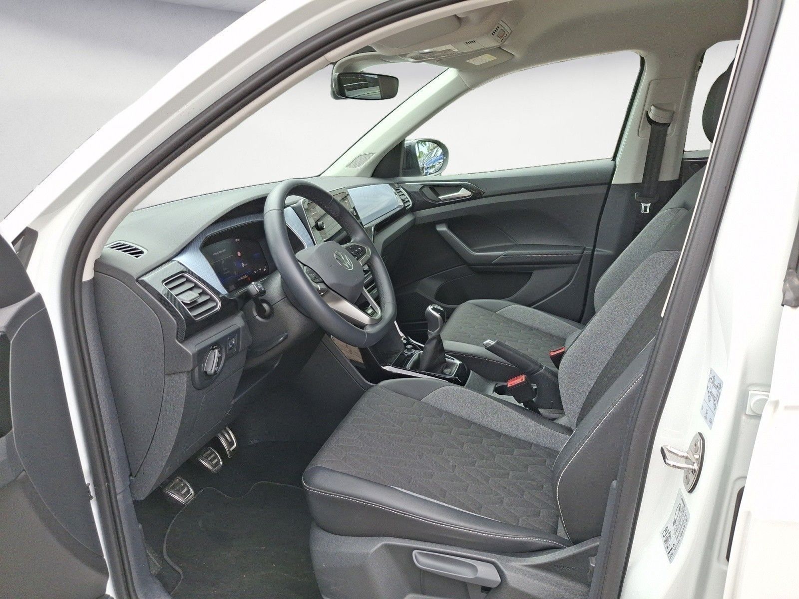 Volkswagen T-Cross - Bild 3