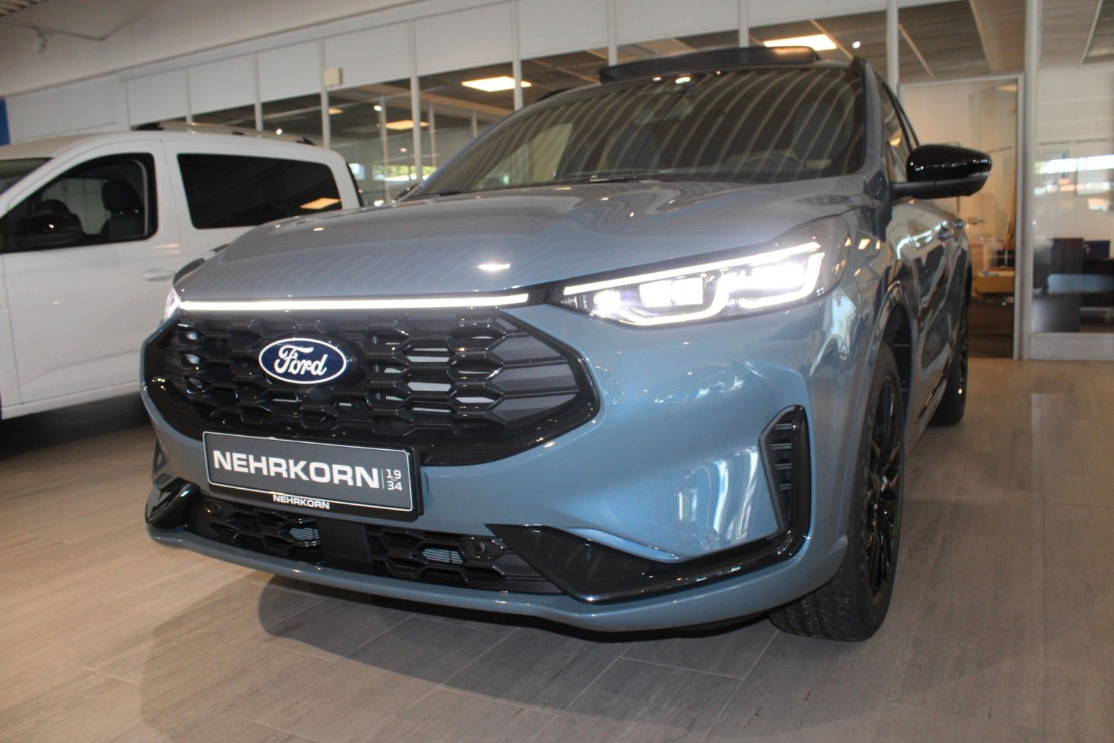 Fahrzeugabbildung Ford Kuga 2.5 Duratec FHEV BlueCruise Edition SOFORT