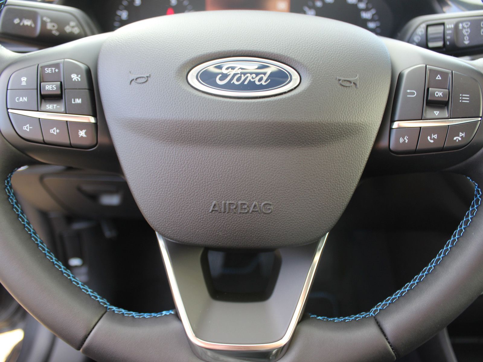 Fahrzeugabbildung Ford Fiesta Active 1,0 EcoBoost Hybrid