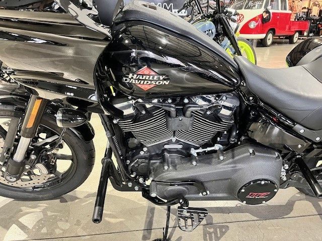 Fahrzeugabbildung Harley-Davidson FXLRST Low Rider ST 117 High Output