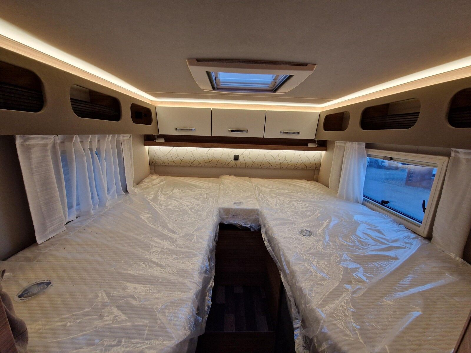 Fahrzeugabbildung Weinsberg CaraCompact EDITION PEPPER 600 MEG