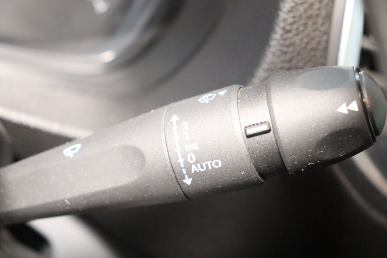 Fahrzeugabbildung Citroën Jumpy Kasten Club L2H1 * Klima * Navi * AHK