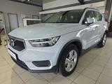 Volvo XC40 T2 Momentum Core LED Kamera WinterPkt Navi