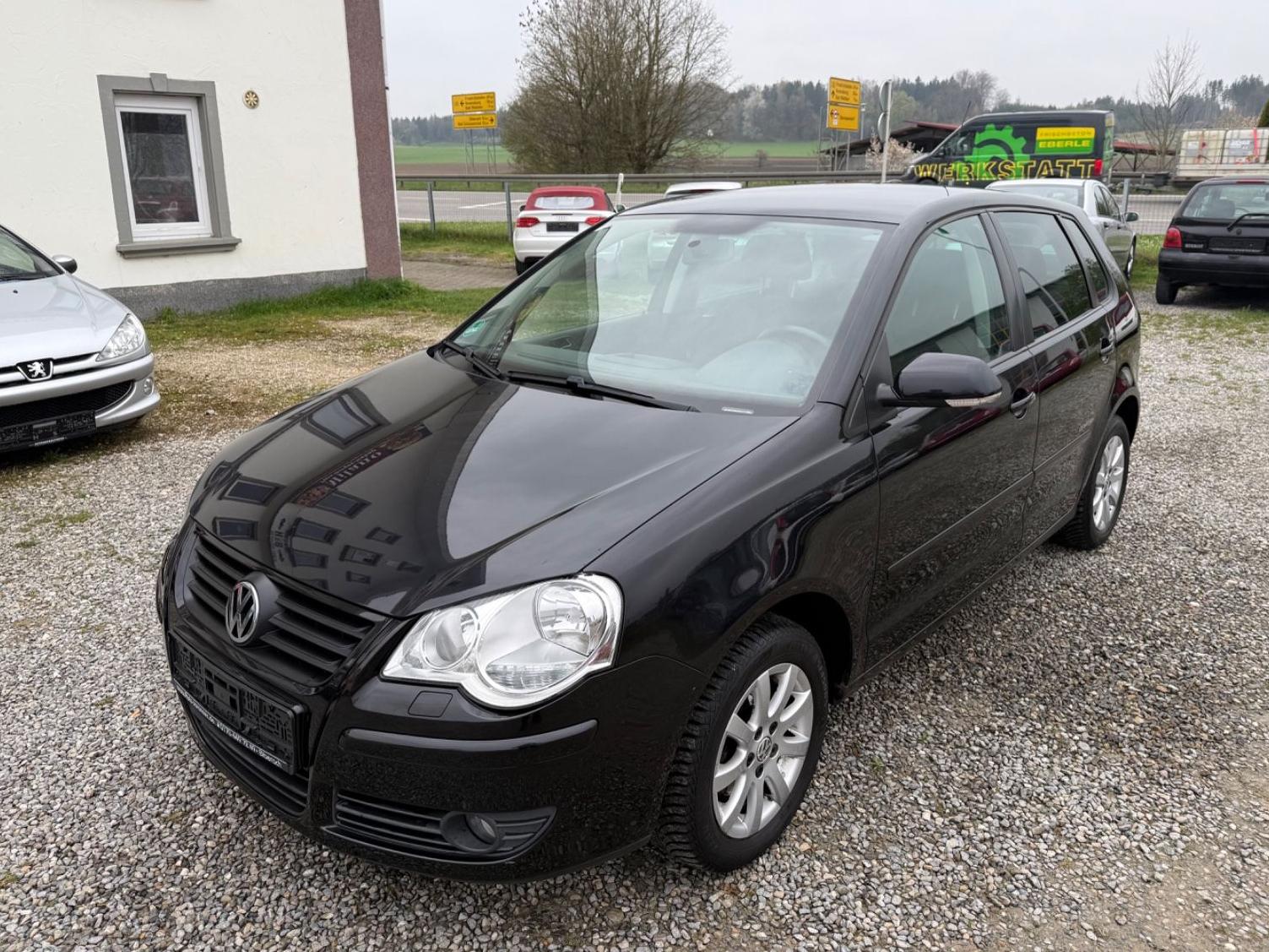 Volkswagen Polo United TÜV NEU*AHK*KLIMA*VOLL SCHECKHEF
