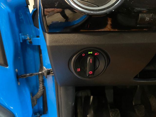 Volkswagen up! move up! *Navi*Klima*Isofix*TÜV*