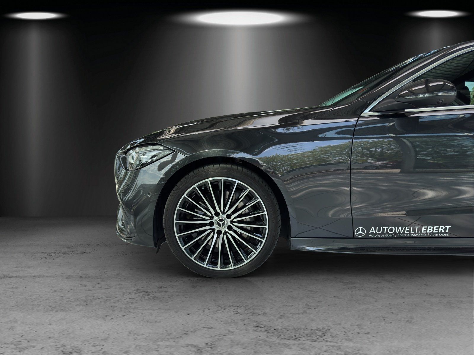 Fahrzeugabbildung Mercedes-Benz C 220 d AMG Distronic AHK Memory 360° GUARD 360°