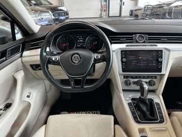 MYAUTOCENTER – Gebraucht- und Jahreswagen mit Werkstattservice in Pfaffenhofen Volkswagen Passat Variant Comfortline *Navi*AHK*Kamera*