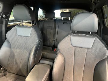 Audi A4 - 12