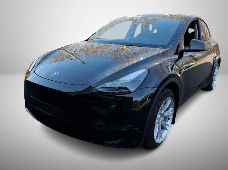 Tesla Model Y LONG RANGE AWD LED ZERTIFIKAT GARANTIE T