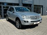 Mercedes-Benz ML 280 CDI SHD SHZ AHK PDC DAB+ TÜV - silberne Mercedes-Benz ML 280