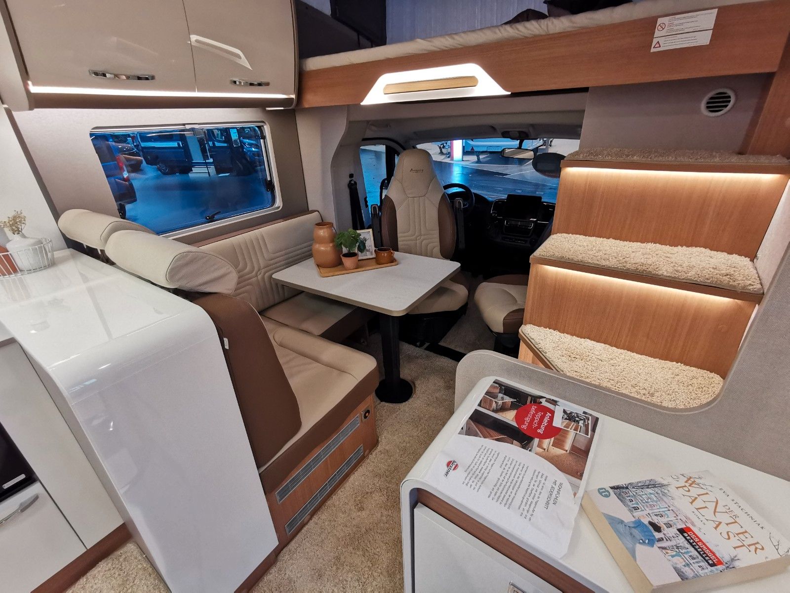 Fahrzeugabbildung Bürstner Lyseo Gallery TD 689 G SPAREN SIE € 62.159!