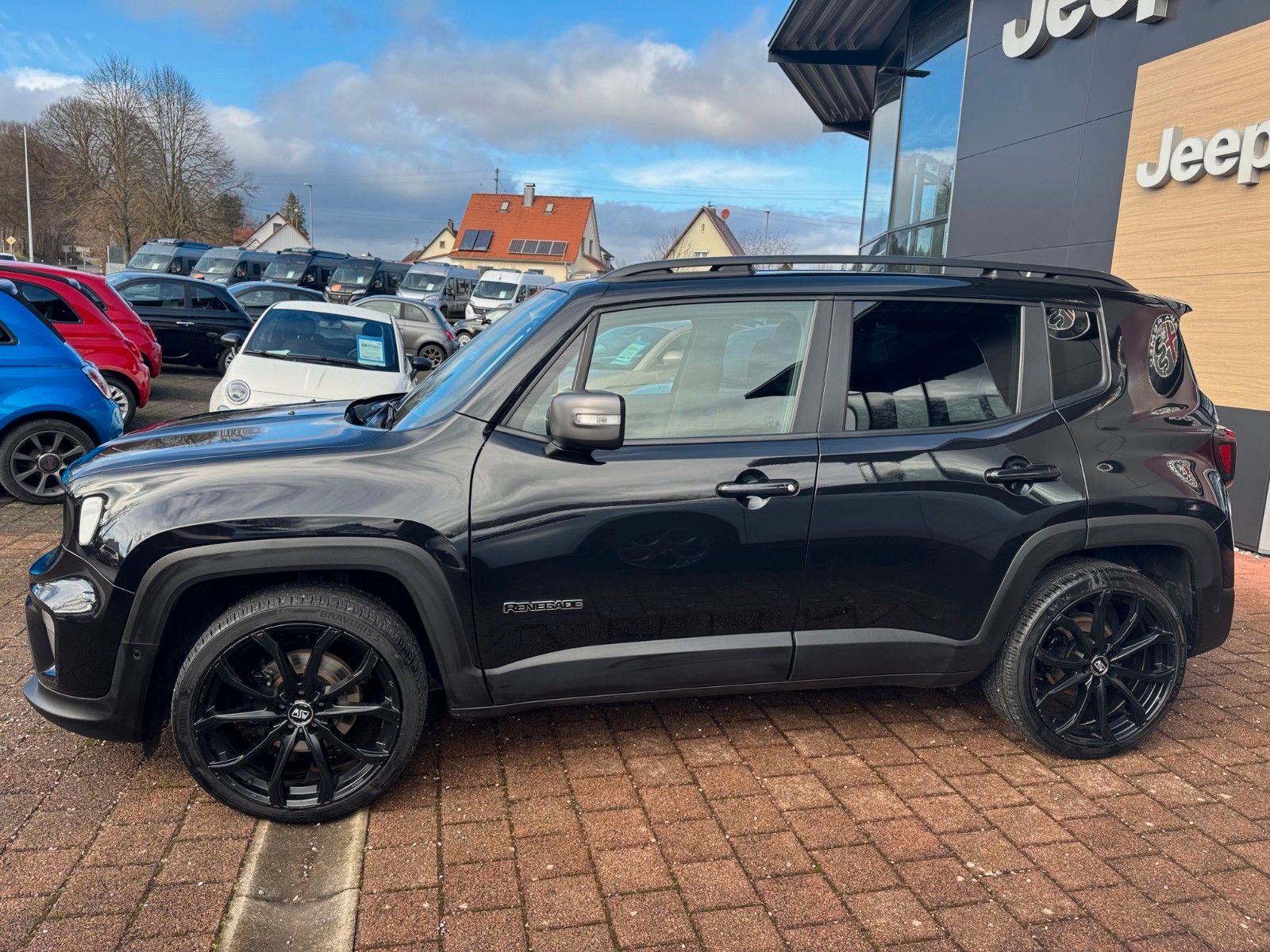 Fahrzeugabbildung Jeep Renegade Lim. 1,0 T-GDI 120PS NAVI SITZHEIZUNG