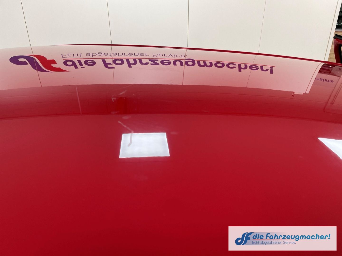 Fahrzeugabbildung Volkswagen up! move Navi Klimaautom SHZ Notbremsass. Temp P