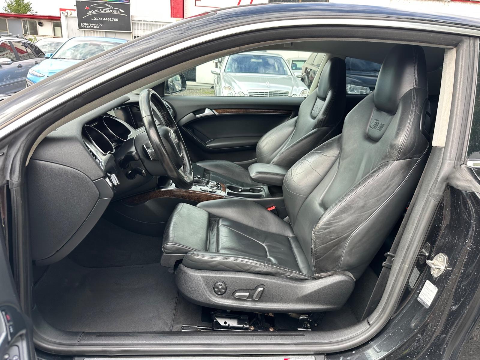 Audi S5 Coupé 4.2 FSI V8 354 ch BVA quattro / Magnetic Ride / Cuir / MMI Navigation Plus / Sièges chauffants