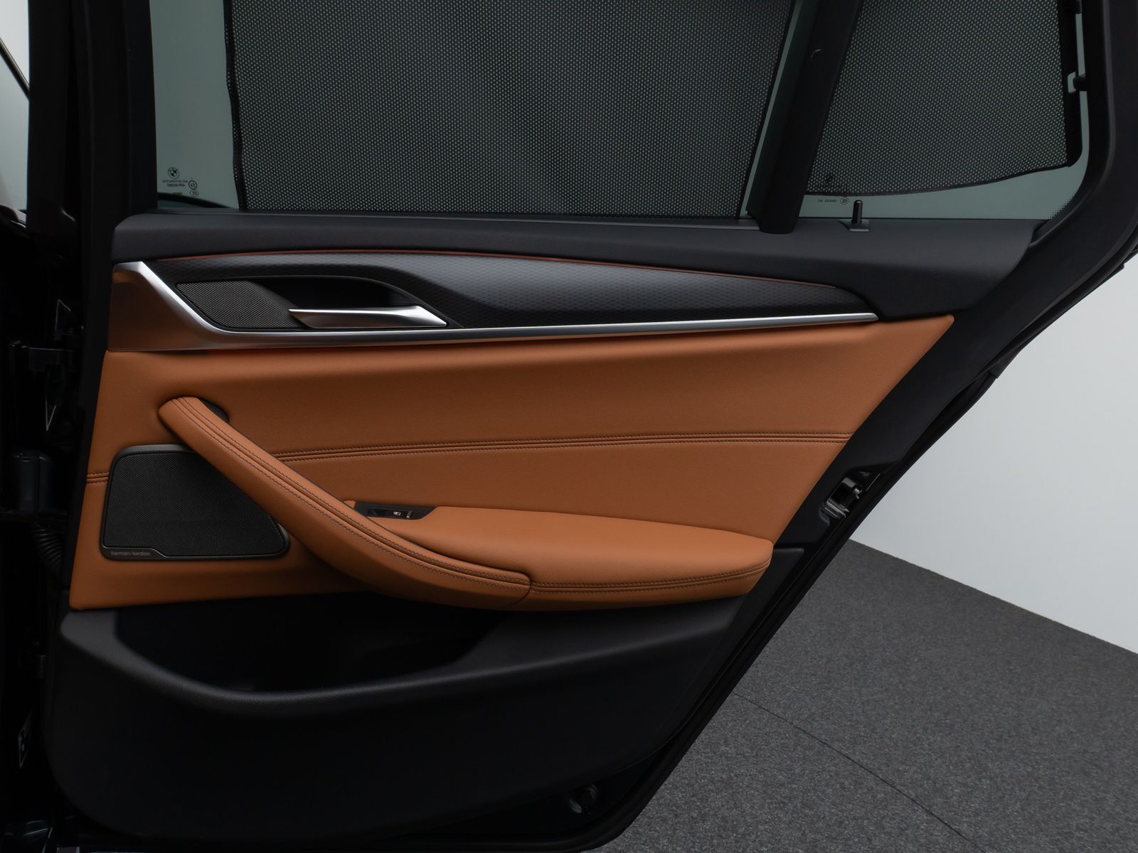 Fahrzeugabbildung BMW 530e M Sport 360°Laser HUD DAB H/K Komfort Alarm