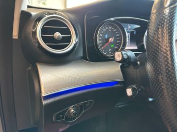 Mercedes-Benz E 400 *4Matic*Avantgarde*Keyless*LED*Kamera*