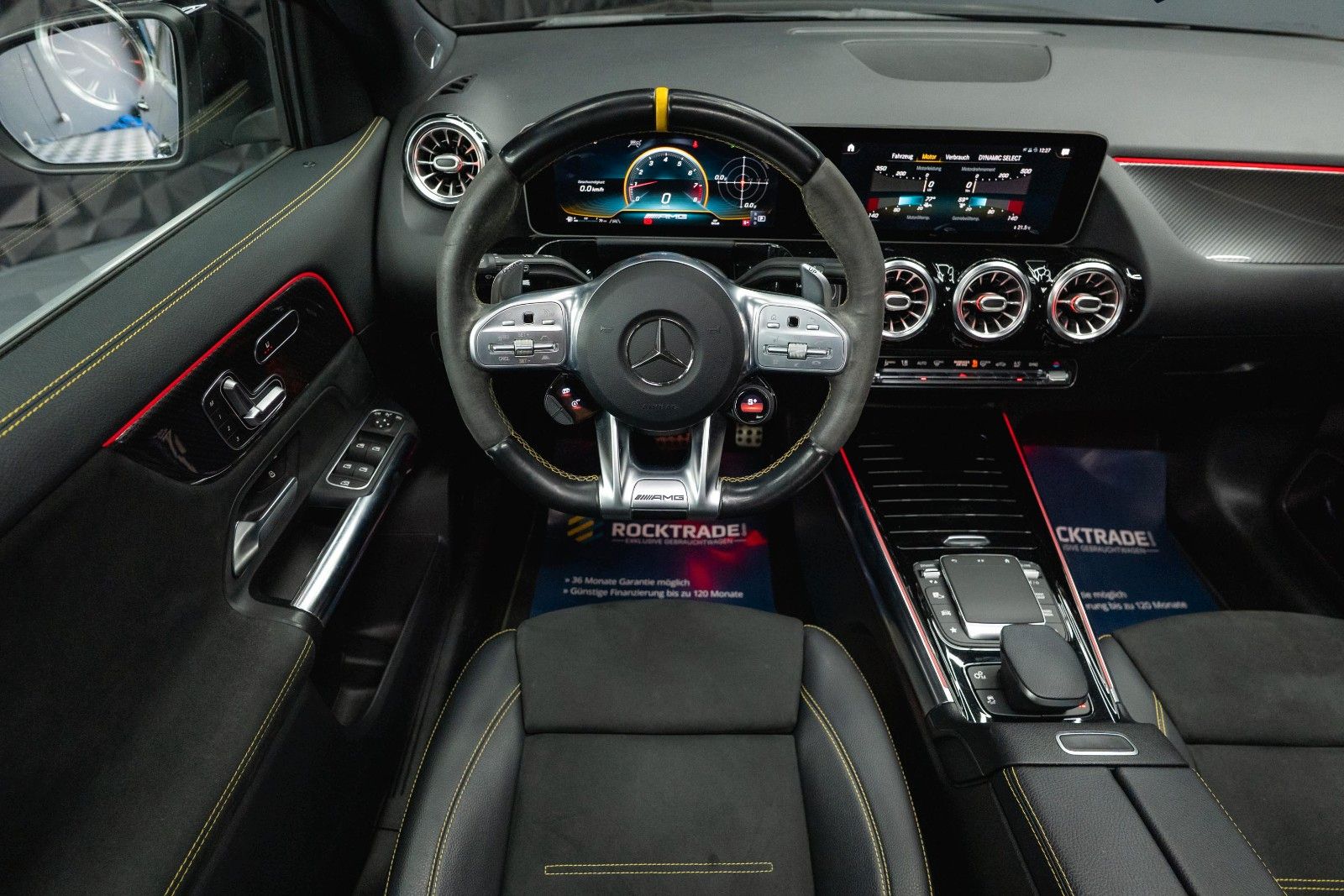 Fahrzeugabbildung Mercedes-Benz GLA 45 S AMG 4Matic | ACC | PANO | BURMESTER